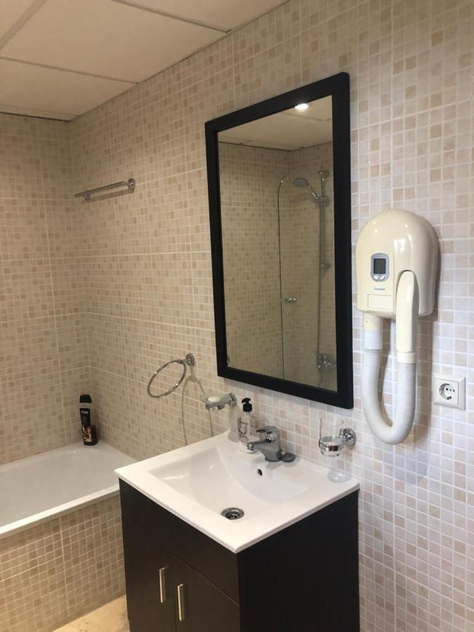 Fantastico Apartamento Con Vistas Al Mar Zona Club La Costa Castillo فوينخيرولا المظهر الخارجي الصورة